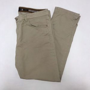 Tan men’s slim fit Massimo Dutti pants Size 36